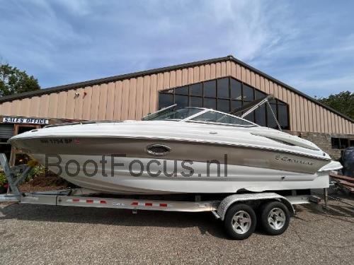 Crownline 260 LS beoordelingen en specificaties